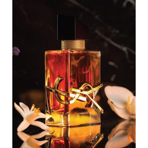عطر ادکلن ایو سن لورن لیبره له پارفوم ۹۰میل مناسب برای بانوان با طبع گرم و شیرین