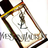عطر ادکلن ایو سن لورن فرش ام 7 ۱۰۰میل مناسب برای آقایان با طبع گرم و تلخ